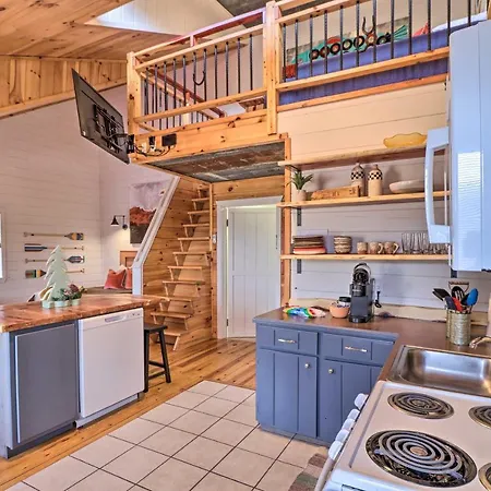 Cheery Pet-Friendly Studio With Shared Fire Pit Mountain View Exterior photo